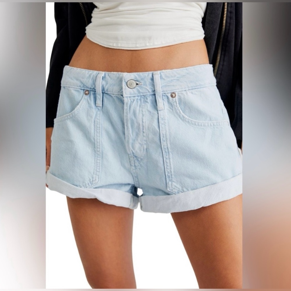 NWT Free People Beginner’s Luck Low Rise Slouch Shorts Size 10/30R Denim - Picture 4 of 11